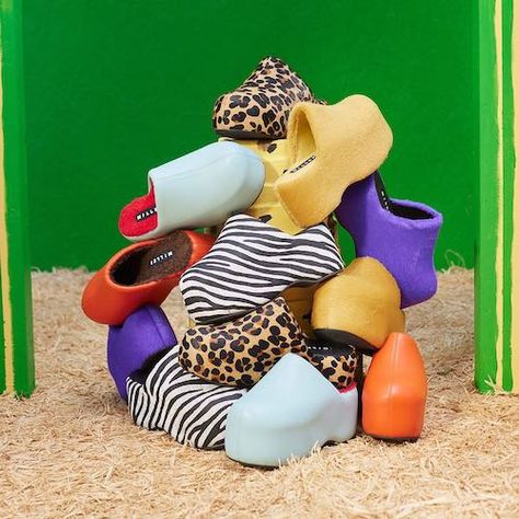 The Simon Miller Bubble Clog seems to capture a spirit currently sweeping the fashion world: A campy, playful flair that borders on — as the kids are calling it — “ugly-chic.” We saw this cartoony aesthetic go viral with MSCHF Big Red Boot, and now we’re seeing it again in a subtler (but no less […] The post 8 Bubble Clog Alternatives That Won’t Burst Your Bank Account appeared first on The Real Deal by RetailMeNot. Bubble Clogs Outfit, Cute Non-slip Slide Clogs, Simon Miller Bubble Clog, Fun Non-slip Spring Clogs, Fun Non-slip Slip-on Clogs, Fun Multicolor Non-slip Clogs, Ugly Fashion, Budget Advice, Clogs Outfit