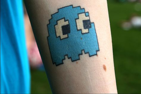 Inky by Iris Jones, via Flickr Pacman Tattoo, Pacman Ghost, Punk Chic, Video Game Tattoo, Ghost Tattoo, Facial Tattoos, Gaming Tattoo, Blog Pictures, Cartoon Tattoos