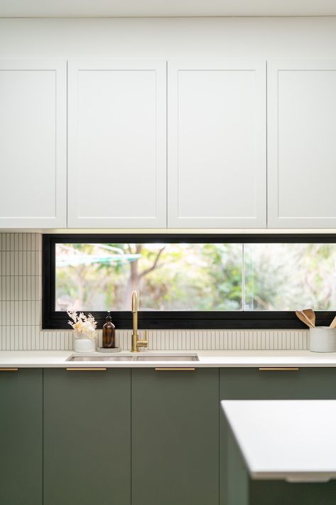 Glorious Green - Farquhar Kitchens Beach Condo Kitchen, Cloudburst Concrete, Concrete Benchtop, Brass Kitchen Handles, Slate Kitchen, Kitchen Renovation Inspiration, Tile Splashback, Condo Kitchen, Island Bench