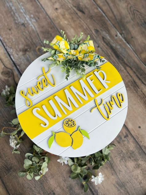 Greenery With White Flowers, Summer Front Door Decor, Lemon Crafts, Summertime Decor, Summer Door Wreath, Summer Front Door, Summer Porch Decor, 3d Door, Wooden Signs Diy