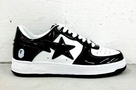 Star Nike Shoes, Bape Star, Bape Shoes, Bape Sta, Painted Canvas Shoes, Dr Shoes, Nike Shoes Girls, Kicks Shoes, Shoes Drawing