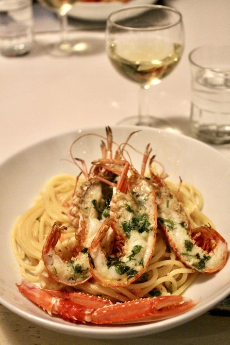 Langoustine Recipe, Langostino Recipes, Pasta With Garlic, Truffle Pasta, Garlic Pasta, Bolognese Sauce, Fairy Clothes, Pasta Bake, Garlic Butter