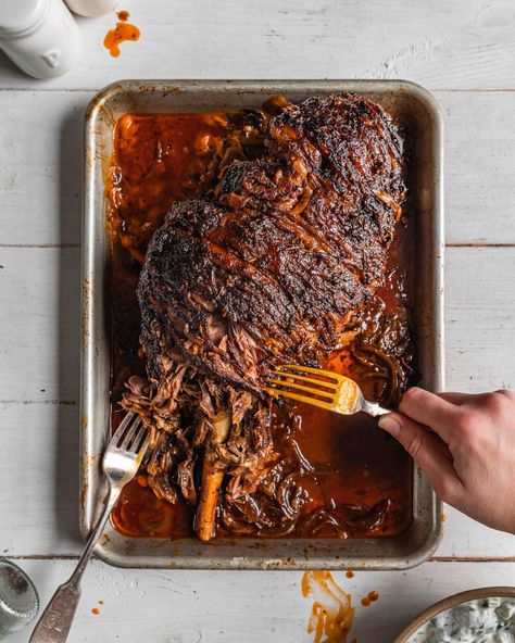 Lamb Shoulder Recipes, Lamb Neck Recipes, Slow Cooked Leg Of Lamb, Leg Of Lamb Recipes, Lamb Loin Chop Recipes, Crispy Roasted Potatoes, Lamb Stew Recipes, Lamb Recipe, Easter Dishes