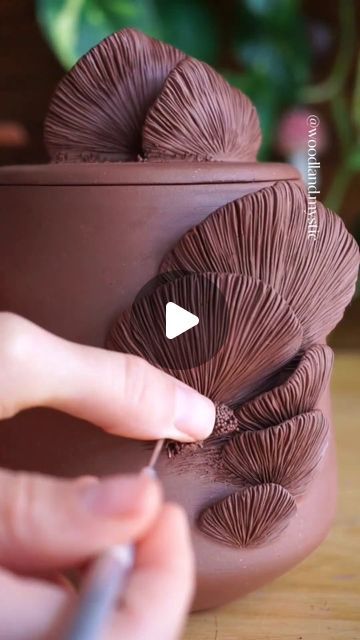 Ceramics Videos on Instagram: "Coil ceramic mushroom fungi jar by @woodland.mystic" Mushroom Pottery Ideas, Mushroom Ceramics Ideas, Clay Mushrooms Diy, Mushroom Ceramics, Pottery Mushrooms, Mushroom Pottery, Enchanted Forest Cake, Paint Pallette, Mushroom Clay