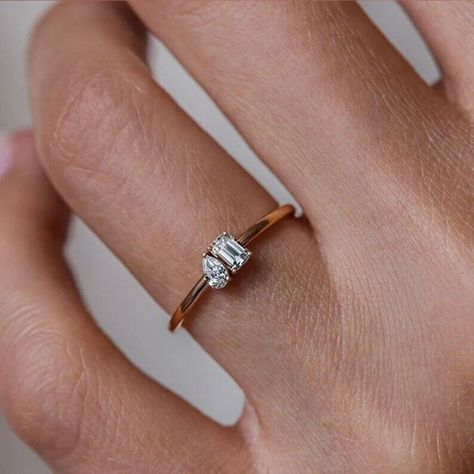 Toi Et Moi Dainty Moissanite Ring Emerald & Pear Cut Engagement Wedding Ring Her Two Stone Engagement Ring, Types Of Diamonds, Stone Engagement Ring, Set Ring, Jewelry Images, Platinum Metal, Stone Engagement Rings, Bridal Ring Set, Stone Engagement