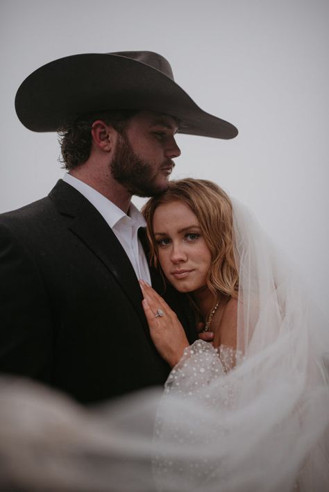 Photographer Outfit, Fun Engagement Photos, Cowboy Wedding, Civil Wedding Dresses, Montana Wedding, Country Weddings, Future Wedding Plans, Wedding Photos Poses, My Jam