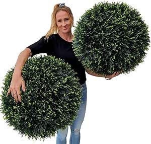 Topiary Balls, Round Planters, Outdoor Topiary, Topiary Plants, Artificial Topiary, Space Ideas, Amazon Home, Raised Garden, Artificial Plants