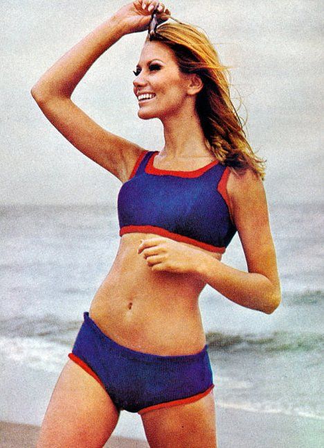 Sixties model Maud Adams Hippie Mode, Swimwear Pattern, Mode Hippie, Sport Bikinis, Bra Pattern, Suit Swimsuit, Crochet Vintage, Vintage Swimwear, Motif Vintage