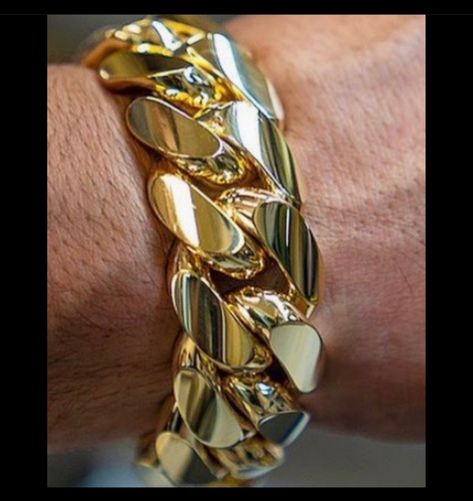 Gold Chain Necklace Outfit, Mens Bracelet Gold, Mens Jewelry Bracelet Silver, Akrotiri Santorini, Mens Bracelet Gold Jewelry, Man Gold Bracelet Design, Mens Sterling Silver Jewelry, Expensive Jewelry Luxury, Mens Gold Jewelry