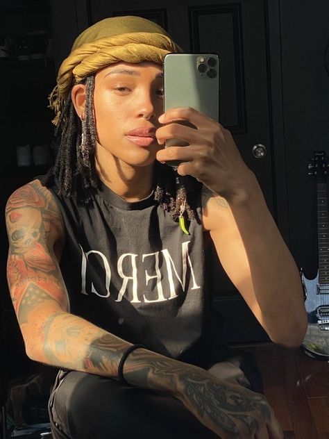 Black Masc Women Aesthetic, Masc Women Black, Black Androgyny, Studs With Locs, Black Masc Women, Masc Aesthetic, Masc Outfits For Women, Masc Girls, Masc Girl