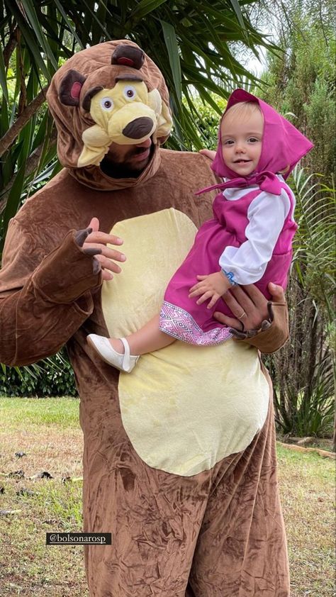 Masha And The Bear Costume, Cartoon Birthday Cake, Fancy Dress Competition, Couple Pics For Dp, Angel Images, Bear Costume, Masha And The Bear, Family Costumes, Creative Halloween Costumes