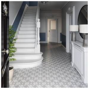 Wall Tiles Floor Porcelain Tile, Floor Porcelain, Hallway Tiles Floor, Hall Tiles, Entrance Hall Decor, Victorian Hallway, Hall Flooring, Patterned Tiles, Tiled Hallway