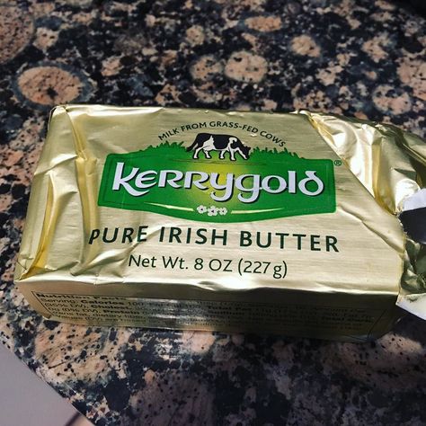 So I've been trying this BPC thing and it's pretty good (got the Kerrygold butter thanks to your recommendations). #bulletproofcoffee Butter Aesthetic, Slow Carb Diet, Kerrygold Butter, Low Carb Foods, Slow Carb, Irish Butter, Butter Coffee, Best Butter, Sprouts Farmers Market