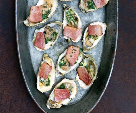 Angels on Horseback – Moveable Feast Angels On Horseback, Grilled Oysters, Oyster Recipes, Fine Cooking, Low Carb Appetizers, Seafood Appetizers, Cooking Seafood, On Horseback, Finger Food Appetizers