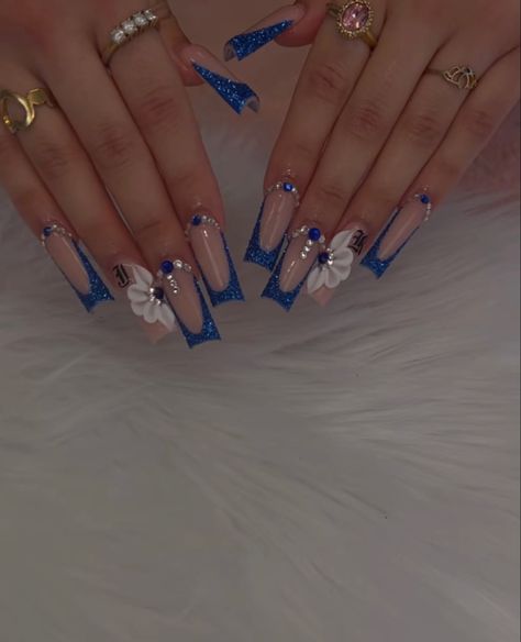 Crazy Acrylic Nails, Monkey Nails, Kylie Nails, Red And Gold Nails, Quinceanera Nails, Sugar Nails, Blue Acrylic Nails, Colored Acrylic Nails, Nails Design With Rhinestones