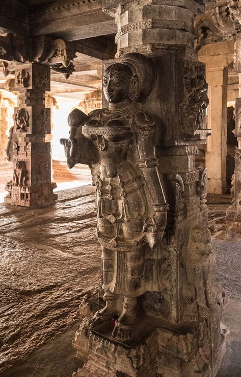 Bhoganandishvara temple (also spelt Bhoganandishwara) at the foot of Nandi Hills, Chikkaballapur district, Karnataka state, India. The temple was originally consecrated during the rule of a local Bana dynasty king around 810 AD and the overall style is Dravidian.Later contributions were made by kings of the Chola Dynasty,the Hoysala Empire and the Vijayanagara Empire. Hindi Architecture, Vijayanagara Empire, Lord Krishna Sketch, Chola Dynasty, Nandi Hills, Jp Morgan, Ancient Indian Architecture, Wood Window, Indian Sculpture