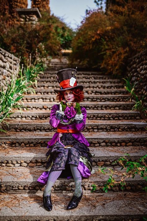 Mad Hatter Costume Female, Mad Hatter Girl, Mad Hatter Outfit, Mad Hatter Makeup, Halloween Makeup Witch, Alice In Wonderland Clipart, Hatter Costume, Alice In Wonderland Decorations, Venice Carnival Costumes