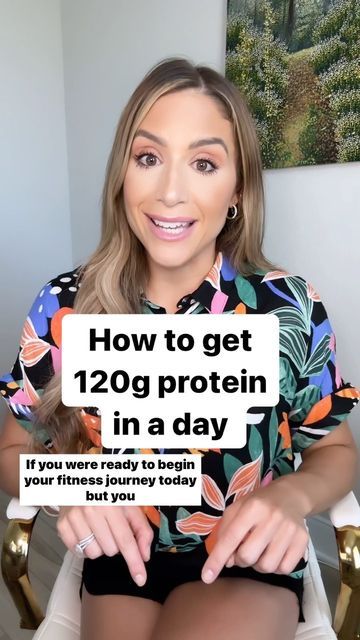 Danielle McClellan on Instagram: "A higher protein intake helps you to feel full in your #caloriedeficit or with your #weightlossgoal It also helps to maintain and gain muscle when paired with #weightlifting If you’re just starting out, plan out the following day beforehand to make it so much easier. #dietitiansofinstagram #highprotein #mealplan #countingmacros #trackingmacros #protein #weightlosstips #howtoloseweight" How To Track Protein Intake, How To Hit Protein Goals, Protein Goals, Macro Recipes, Tracking Macros, Counting Macros, Protein Intake, Macro Meals, Calorie Deficit