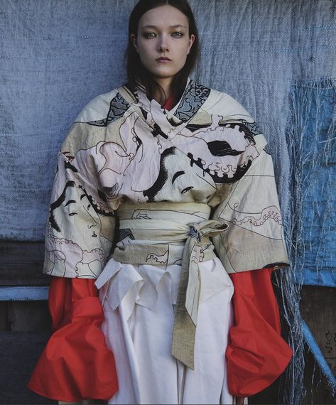 VOGUE AUSTRALIA sept_2017 ph Jackie Nickerson Fashion Deconstruction, Yumi Lambert, Biba Fashion, Deconstruction Fashion, Christine Centenera, Modern Kimono, Patrick Demarchelier, Helena Christensen, Fashion Photography Inspiration