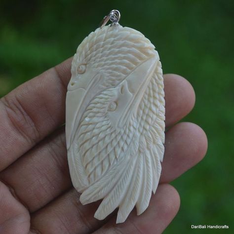 Hand carved bone pendant Bone Hand, Soapstone Carving, Bone Crafts, Crow Art, Raven Art, Bone Art, Bone Jewelry, Old Norse, Bone Pendant