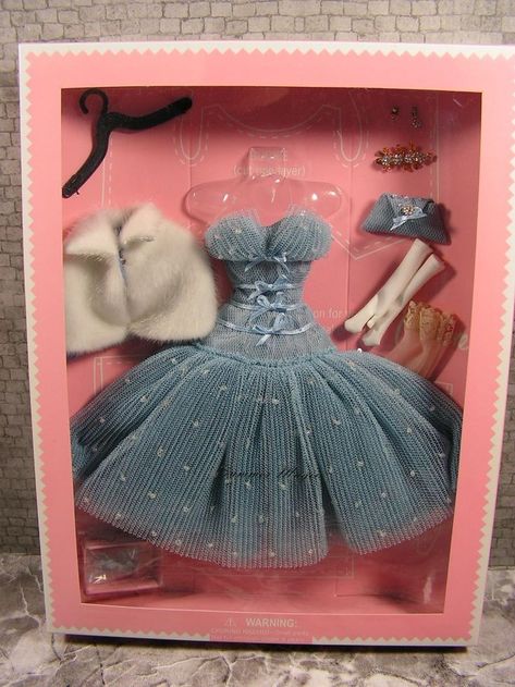 Summer Magic, Miniature Dress, Sewing Barbie Clothes, Barbie Doll Set, Barbie Wardrobe, Diy Barbie Clothes, Barbie Fashionista Dolls, Barbie Doll Accessories, Dolls Clothes Diy