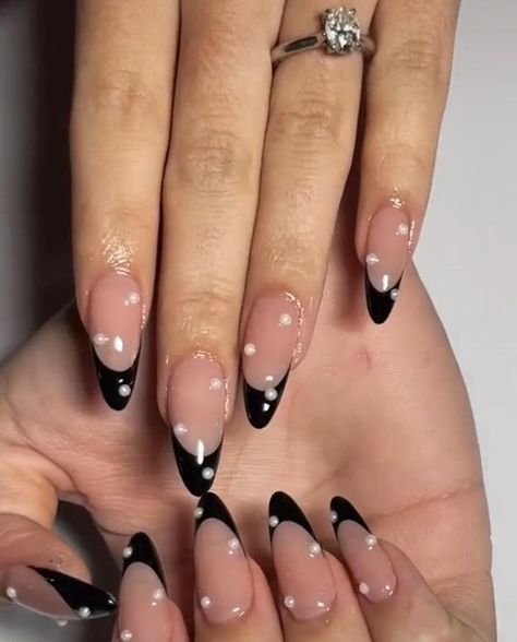 Nessa Barrett Nail Ideas, Black Y2k Nails Almond, Black Coquette Nails, Subversive Nails, Nessa Barrett Nails, Nessa Nails, Bold Nails, Cute Acrylic Nail Designs, Work Nails