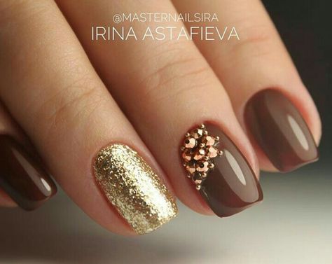 Brown Gold NailArt Brown And Gold Nails, Brown Nail Designs, Brown Nail, Gold Nail Designs, Makeup Hacks Beauty Secrets, Diva Nails, Gold Nail, Rose Gold Nails, Nail Art Ombre