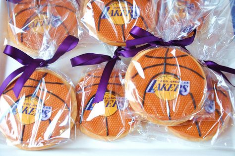 DSC_0927 by thecakemamas, via Flickr Lakers Cookies, Lakers Birthday Party, Kobe Bryant Birthday, Sweet 16 For Boys, Basketball Wedding, Basketball Theme Birthday, Basketball Cookies, Basketball Baby Shower, Basketball Theme Party