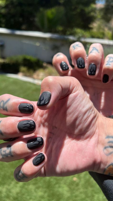 Men Black Nail Polish, Nails Hombres, Rocker Nails, Men Hands, Villain Arc, Matching Nails, Nail 2023, Customization Ideas, Nyc Nails