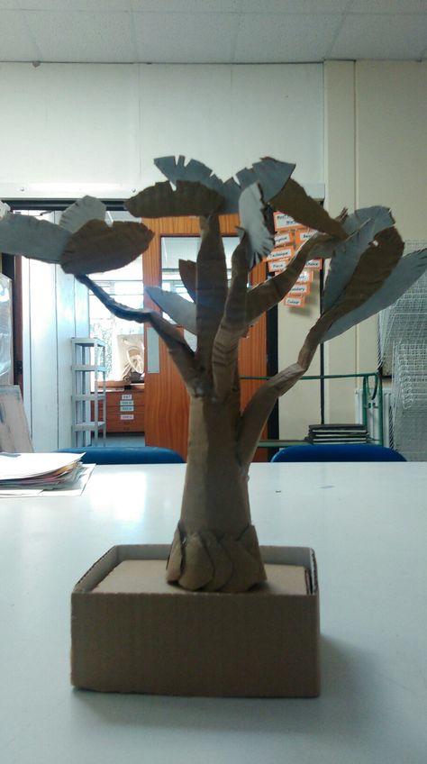 Part of my yr 13 coursework - 3D model of a bonsai tree in cardboard 3d Cardboard Tree Diy, Cardboard Tree, Tree Model, Bridal Diamond Necklace, Baobab Tree, Tree Craft, Card Board, Big Tree, Tree Crafts