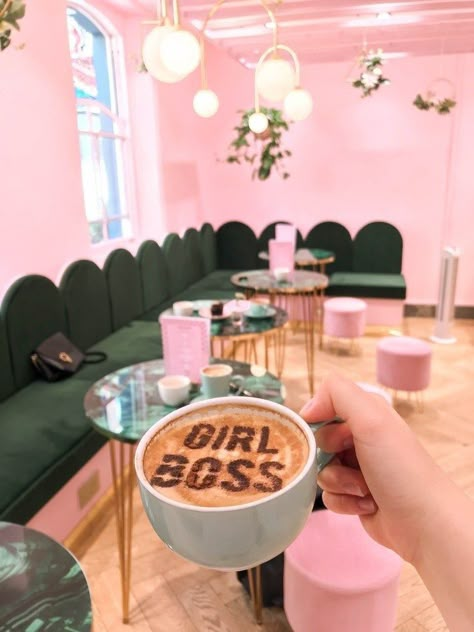 Boutique Patisserie, Salon Interior Design Ideas, Nail Salon Interior Design, Nail Salon Interior, Pink Cafe, Nail Salon Decor, Nail Salon Design, Beauty Room Decor, Coffee Shops Interior