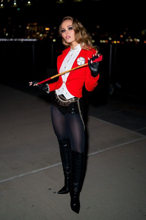 Lily-Rose Depp as a Ringleader Bug Costume, Best Celebrity Halloween Costumes, Celebrity Costumes, Celebrity Halloween, Classic Halloween Costumes, Chic Et Choc, Celebrity Halloween Costumes, V Magazine, Halloween This Year