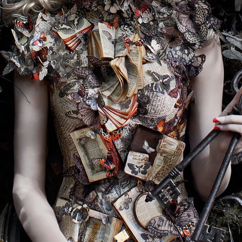 Kirsty Mitchell Wonderland, Kirsty Mitchell, Magical Photography, Textiles Sketchbook, Photography Forest, Book Costumes, A Level Photography, Great Minds Think Alike, Fantasy Wall Art