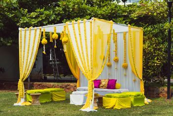 Haldi Stage, Stage Designs, Flower Garland Wedding, Pastel Theme, Wedding Decor Style, Wedding Register, Venue Decor, Background Decoration, Wedding Event Planner