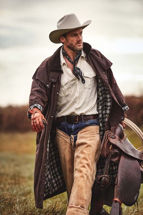 Bohemian Cowboy Outfits, How To Wear A Cowboy Hat, Western Man Outfit, Western Outfits Man, Cowboy Dress Outfit Men, Western Style Outfits Men, Old Western Outfits Mens, 70s Cowboy Fashion, Winter Cowboy Outfit