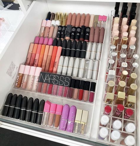 Cabinet Makeup Organization, Drawer Makeup Organization, Makeup Organization Drawer, Makeup Organization Bathroom Counter, Vanity Makeup Organization, Bathroom Counter Makeup, Makeup Organization Aesthetic, Diy Makeup Organization, Counter Makeup