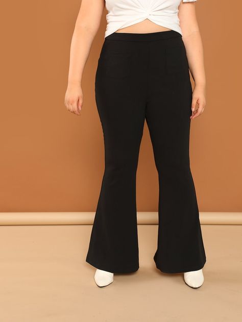 Plus Dual Pocket Front Flared Pants -SheIn(Sheinside) Black Pants Outfit Plus Size, Flare Black Pants Outfit, Pants Outfit Plus Size, Flare Black Pants, Black Pants Outfit, Outfit Plus Size, Plus Size Pants, Fancy Pants, Flared Pants