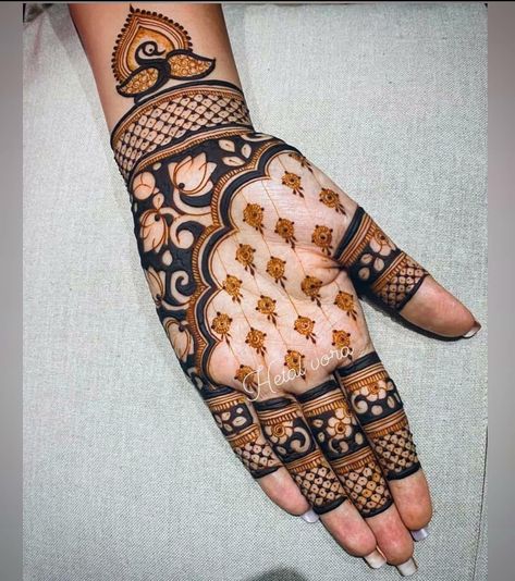 Madhubani Mehandi Designs, Mehdi Degine Peacock, Aluna Mehndi Design, Sider Mehndi Design Latest, Rakshabandhan Mehndi Designs, Sider Mehndi, Mehndi Designs 2022, Mehndi Designs 2023, Designer Mehndi