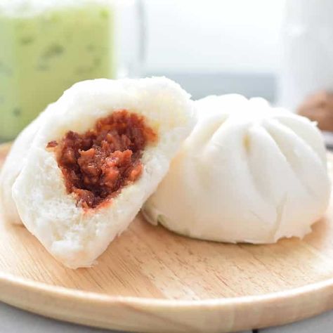 Chinese Steamed Pork Buns/Baozi Baozi Recipe, Pureed Food, Steamed Pork Buns, Steamed Pork, Quick Delicious Meals, Chinese Cooking Wine, Pork Buns, Steamed Buns, Pureed Food Recipes