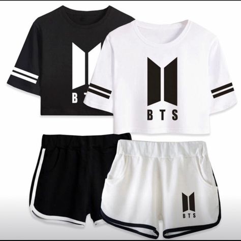 Bts Clothes, Bts Hoodie, Short Pants Outfit, Bts Shirt, Bts Clothing, Sport Suit Women, Outfits Mit Shorts, Shirt And Shorts, Mode Kpop