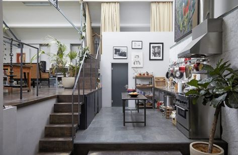 Apartment Aesthetic London, London Loft Apartment, Loft Apartment Aesthetic, Loft Apartment Decorating, Aesthetic London, London Houses, Townhouse Designs, Apartment Aesthetic, London Apartment