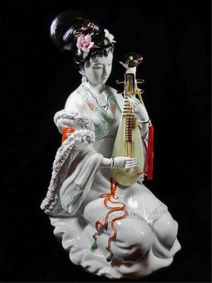 Chinese-female-musician-porcelain Geisha Woman, Feng Shui Master, China House, Thor Wallpaper, Chinese Figurines, Chinese Dolls, Art Chinois, Meissen Porcelain, Chinese Pottery