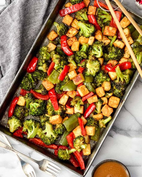 Tofu Peanut Sauce, Peanut Sauce Stir Fry, Pan Tofu, Tofu Peanut, Food Hawaii, Chinese Vegetarian, Homemade Peanut Sauce, Healthy Dinner Recipe, Easy Healthy Dinner