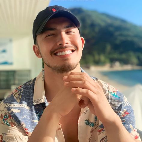 Mcdonalds Philippines, Tony Labrusca, Singing Competition, Singing Competitions, Tv Advertising, Guy Style, Beautiful Human, Beard No Mustache, Shirtless Men