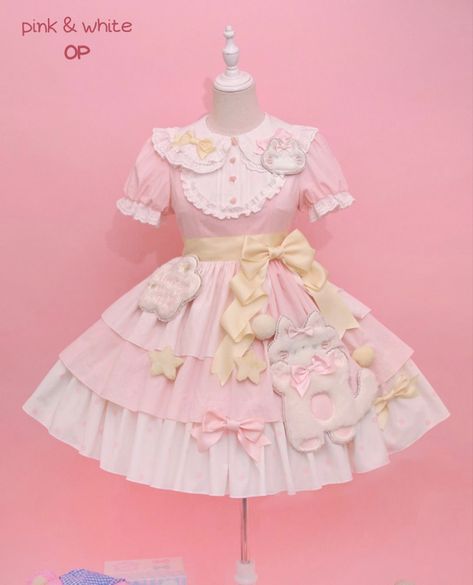 #lolita #cats #dress #fashion #kawaii Kawaii Core Dress, Kawaii Dress Casual, Kawaii Mini Dress, Kawaii Clothes Dresses, Kawaii Dress Pastel, Pink Kawaii Dress, Lotia Dresses, Sanrio Dress, Princess Dress Short