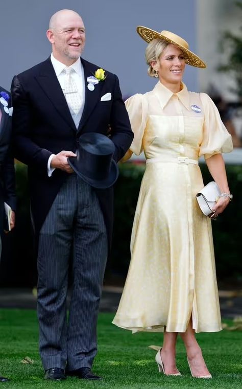 Zara Tindall Wedding, Zara Tindall Style, Queen Elizabeth 2, English Rugby, Elizabeth 2, Zara Tindall, Zara Phillips, Mike Tindall, Rugby Player