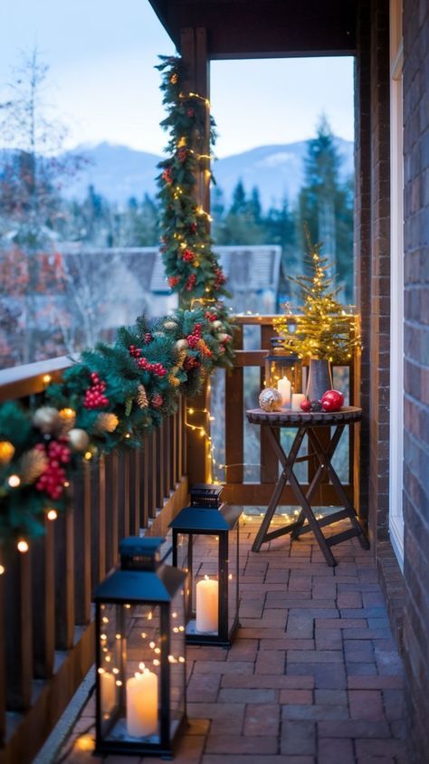 Outdoor Christmas Decorations Balcony, Christmas Balcony Ideas Apartment, Small Balcony Christmas Decor, Apartment Patio Christmas Decor, Balcony Christmas Lights, Christmas Balcony Decor, Christmas Balcony Ideas, Table With Candles, Lights Twinkle