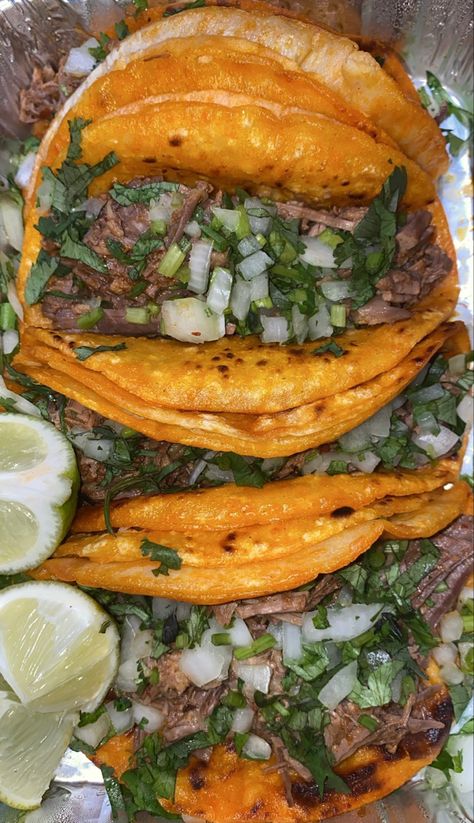 Birria Tacos, Junk Food Snacks, Food Babe, Food Goals, Indian Food Recipes Vegetarian, Recipes From Heaven, Story Instagram, Clean Recipes, Pretty Food