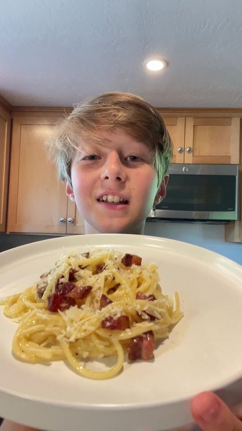 Traditional Carbonara! #shorts #fyp #pasta #food #italian #cooking #cheese #trending | Cooking_with_kian | Cooking_with_kian · Original audio Pasta For Pregnant Women, Kimchi Carbonara Pasta, Spicy Carbonara Pasta, Carbonara Traditional, Spaghetti Carbonara Food And Wine, Egg Yoke, Parmigiano Reggiano, Authentic Italian, Cannoli