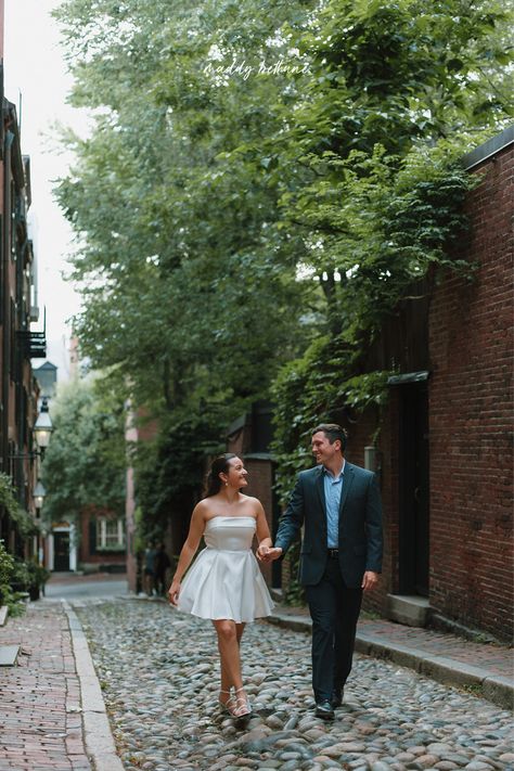 Summer Engagement Photos in Beacon Hill | Boston Engagement Photographer. Looking for a Boston Photographer for your summer engagement photos in the city? Come see more of my work with Boston engagements in Beacon Hill. If you love a documentary style, film-inspired vibe, we may be a great fit for each other! You can also get in touch with me at maddybethunephoto.com! Cobblestone Engagement Photos, Boston Photoshoot, Boston Engagement Photos Fall, Downtown Boston Engagement Photos, North End Boston Engagement Photos, Engagement Photos Boston Public Garden, Boston Engagement Photos, Beacon Hill Boston, Downtown Brooklyn